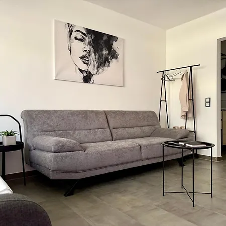 Modernes Mit Blick Auf Uni Apartment *